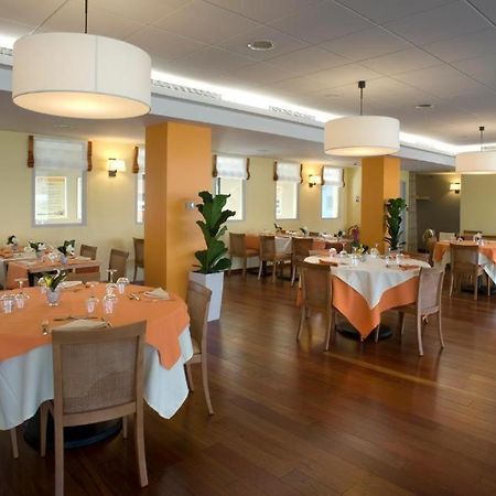 Domitys Les Cles D'Or Aparthotel Orthez Exteriör bild